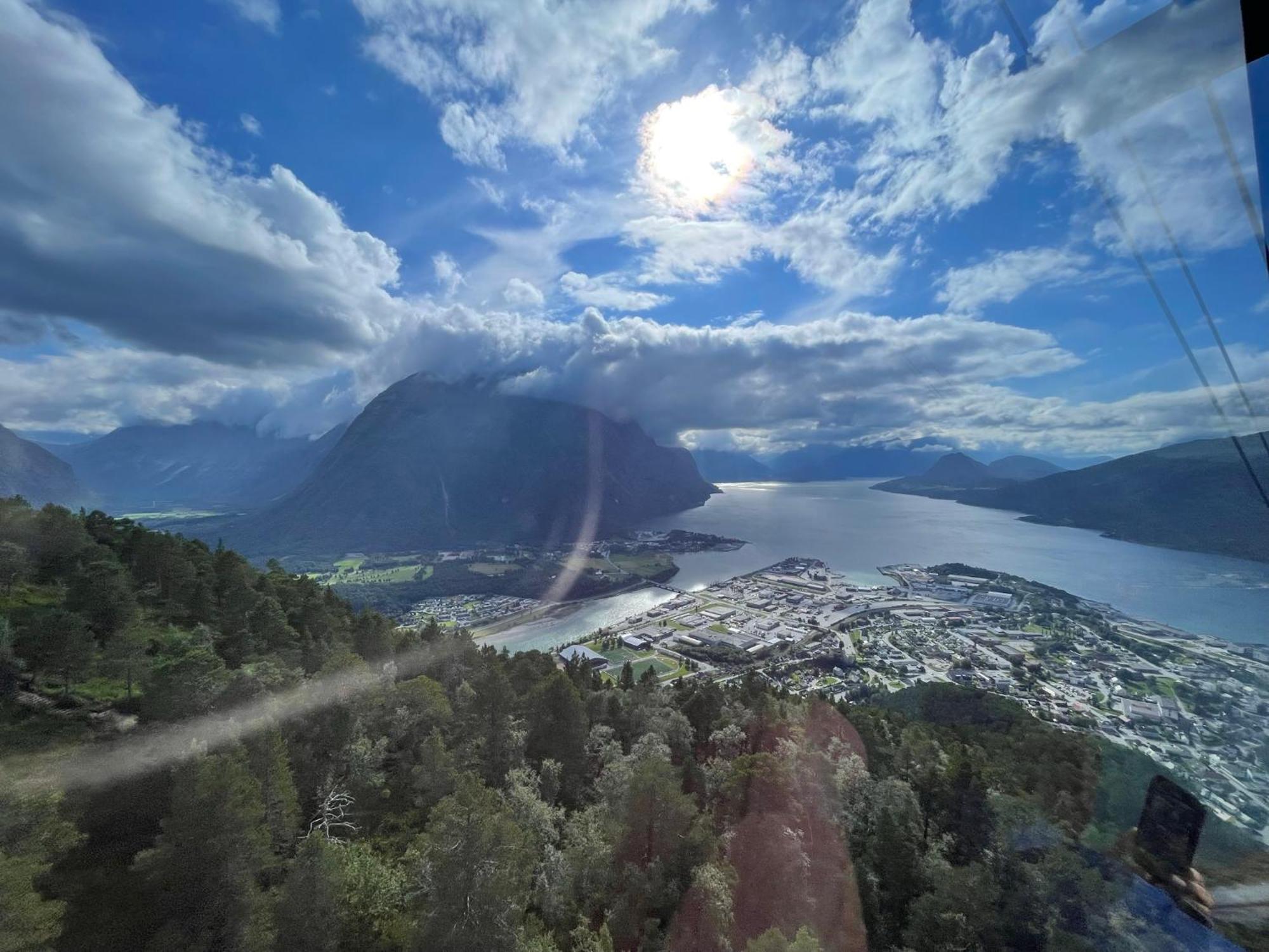 Apartament Bakkebo Trollstigen Åndalsnes Zewnętrze zdjęcie
